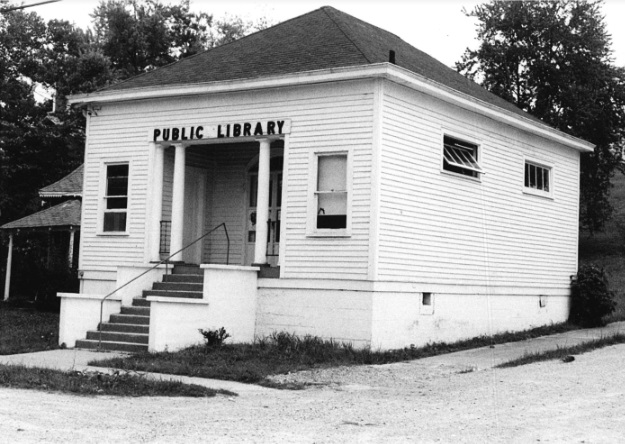 Black and white photo of the first library building